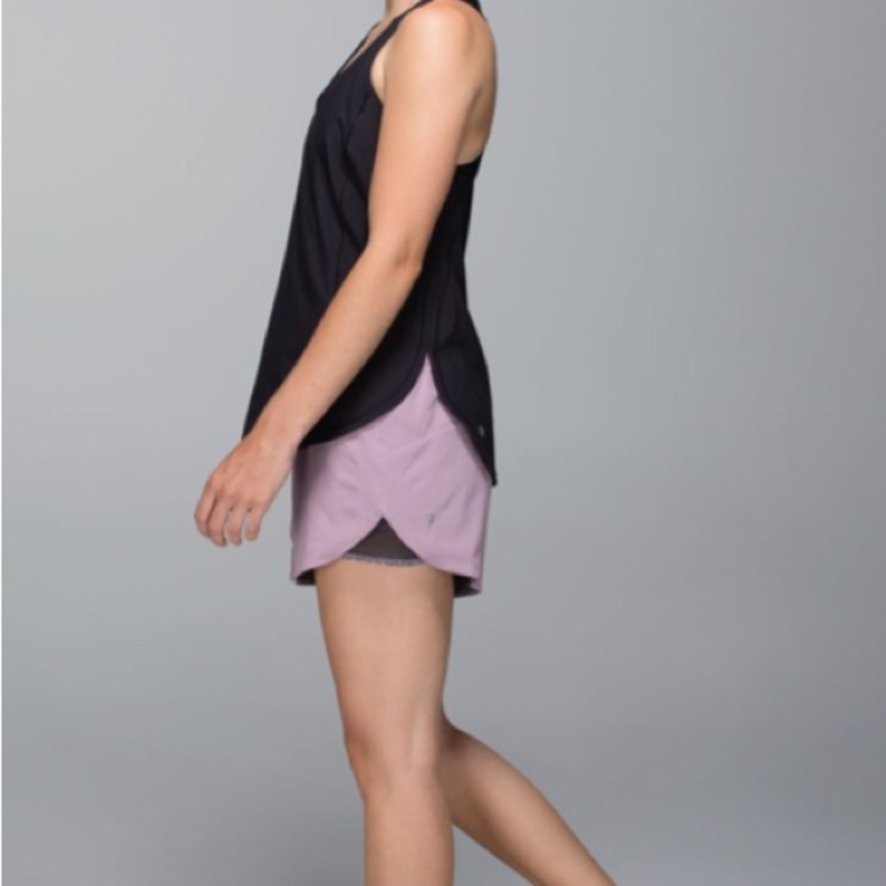 Like NEW! RARE!❤️LULULEMON Go the Distance short! - Picture 4 of 16